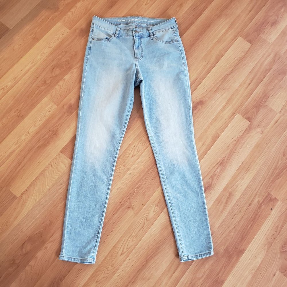 Old Navy Light Wash Super Skinny Jeans Size 6 Reg